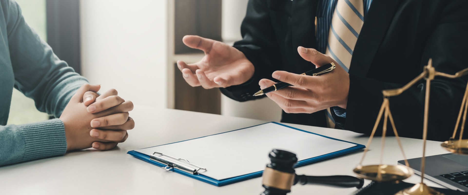 Why Hiring A Workers' Compensation Lawyer In Orange County Matters For Online Dispute Arbitration Cases